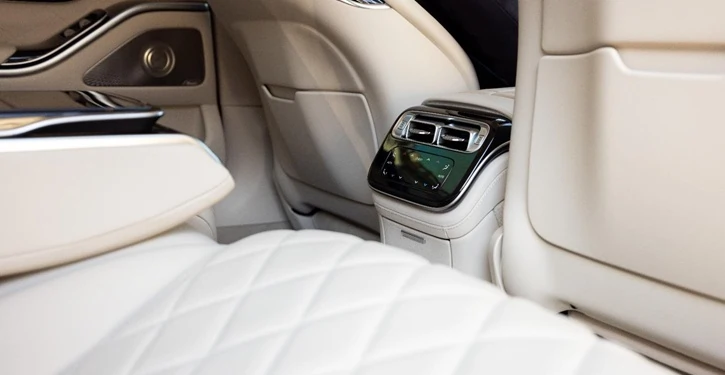 mb-s-class-long-inside-reaer