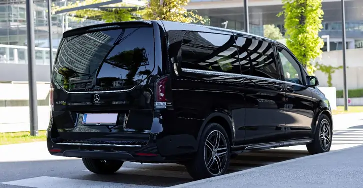 mb-v-class-rear-view